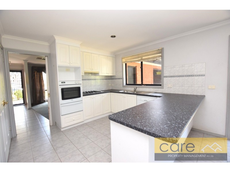 168 Sweeney Drive, Narre Warren VIC 3805