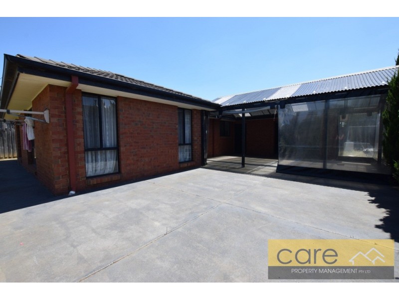 168 Sweeney Drive, Narre Warren VIC 3805