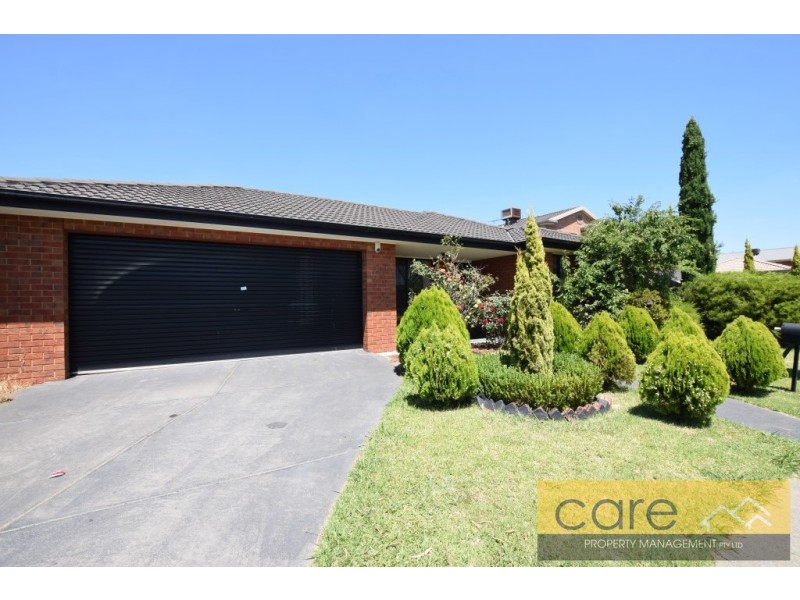 168 Sweeney Drive, Narre Warren VIC 3805