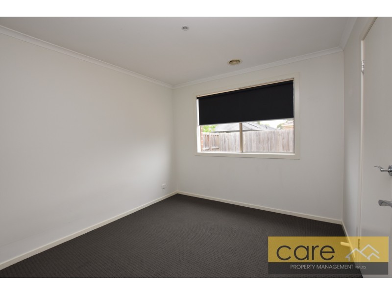 5 Tilly Place, Lynbrook VIC 3975