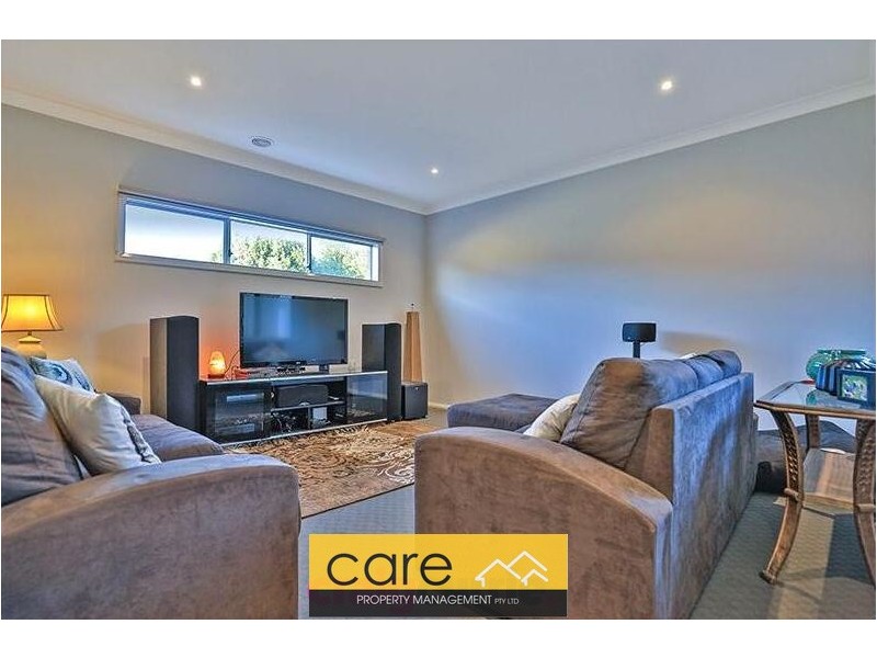 3 Rush Lily Drive, Officer VIC 3809