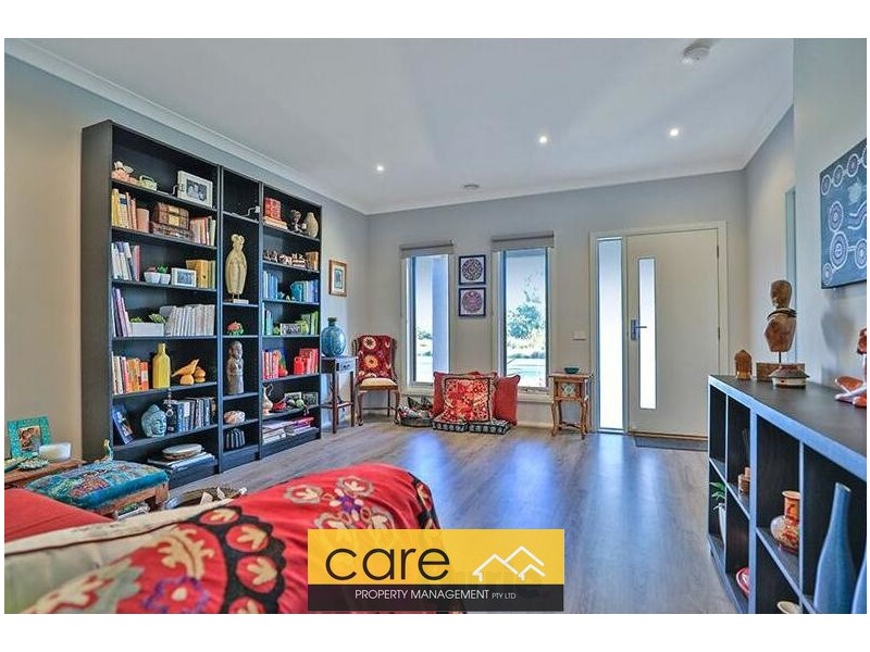 3 Rush Lily Drive, Officer VIC 3809