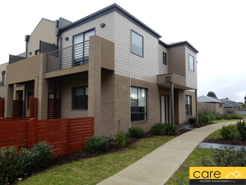 32 Demmie Mews, Lyndhurst VIC 3975