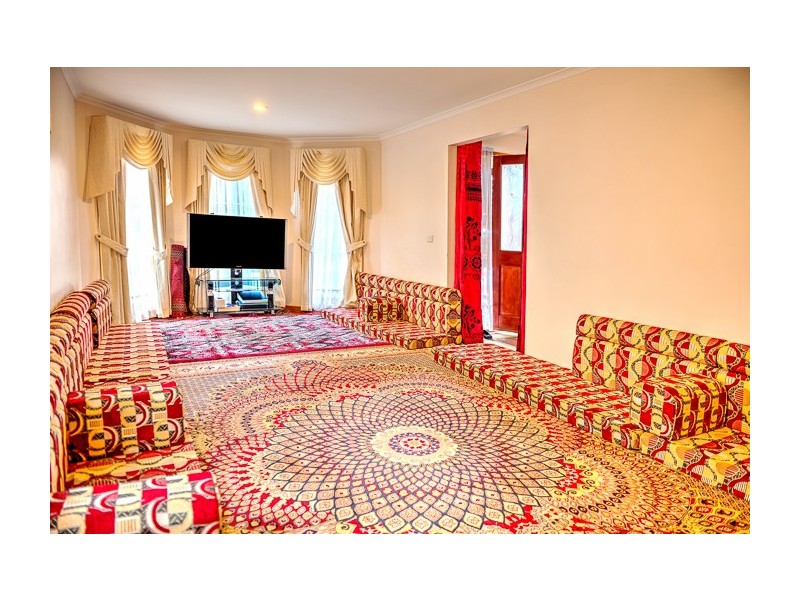 5 Anthony Court,, Hallam VIC 3803