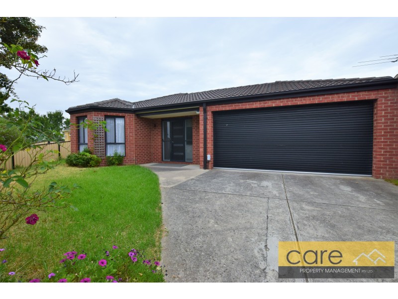 18 Burlington Chase, Hampton Park VIC 3976