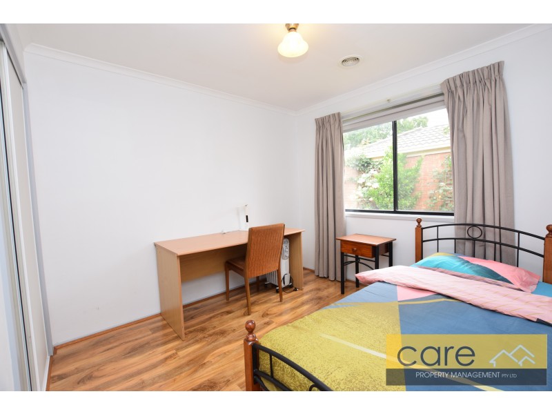 18 Burlington Chase, Hampton Park VIC 3976