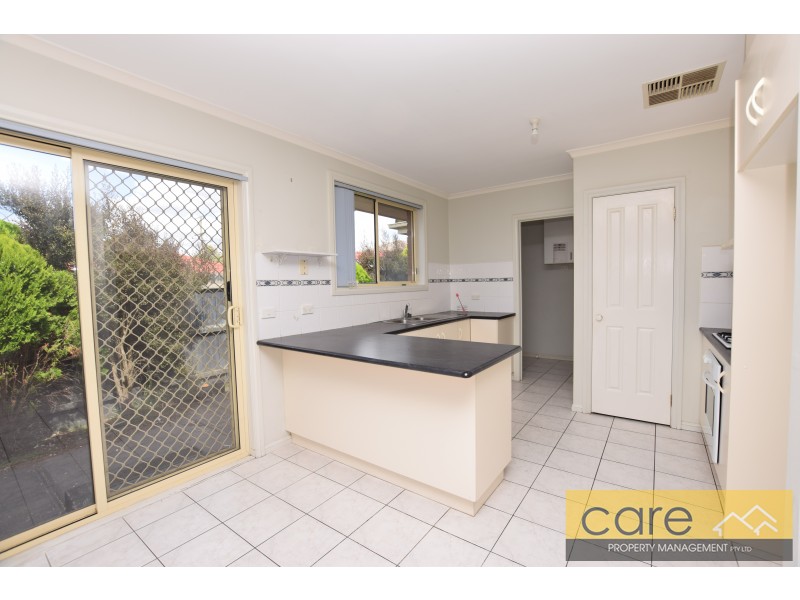 5/70-72 Robjant Street, Hampton Park VIC 3976