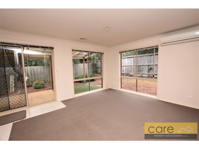 10/133 BEMERSYDE DRIVE, Berwick VIC 3806