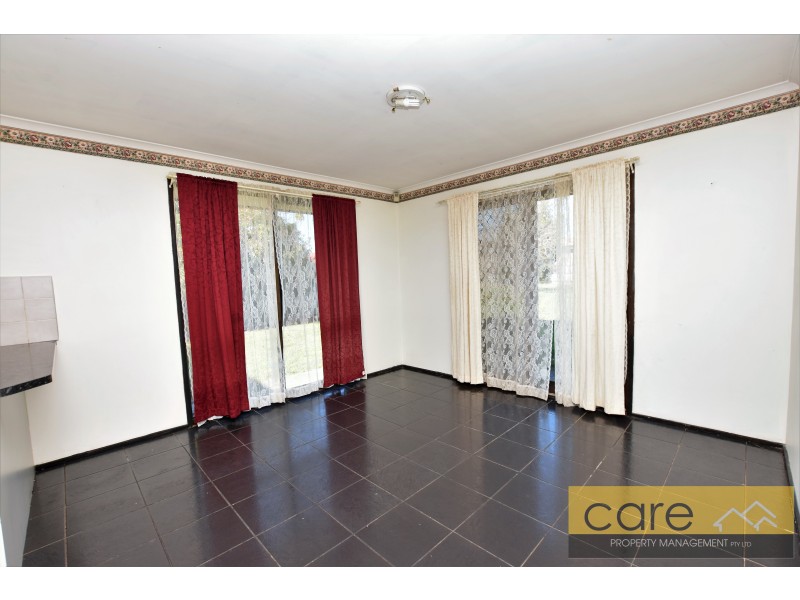 4 Linda Court, Hampton Park VIC 3976