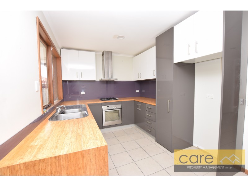 3 Isaac Edey Place, Hampton Park VIC 3976