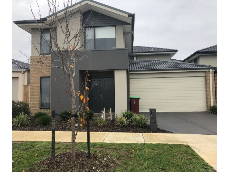 4 PALACIO TERRACE, Clyde North VIC 3978