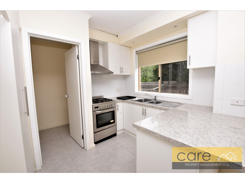 11A STRONG DRIVE, Hampton Park VIC 3976