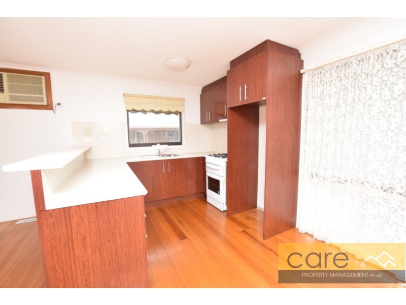 95 Willow Drive, Hampton Park VIC 3976