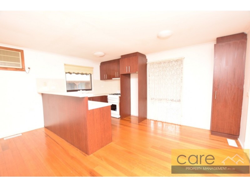 95 Willow Drive, Hampton Park VIC 3976