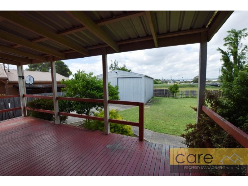 95 Willow Drive, Hampton Park VIC 3976