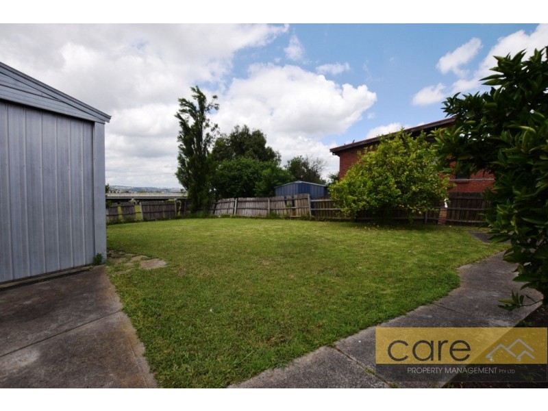 95 Willow Drive, Hampton Park VIC 3976