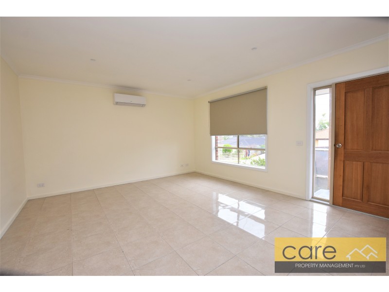 2 Strong Drive, Hampton Park VIC 3976