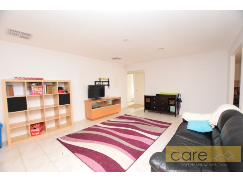 7 Farskiene Place, Hampton Park VIC 3976