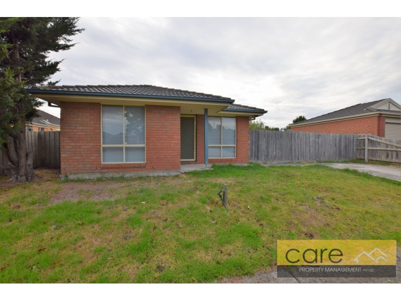 6 MIDDLEHAM CLOSE, Cranbourne West VIC 3977