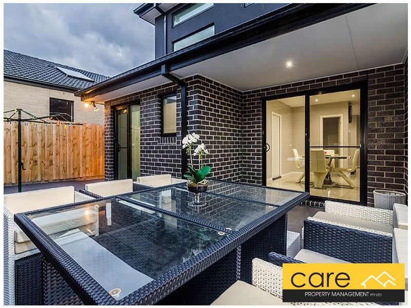 28 ELLIOTT PARADE, Lynbrook VIC 3975