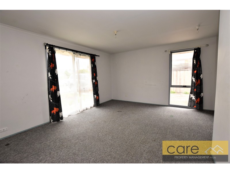 39 Meredith Crescent, Hampton Park VIC 3976