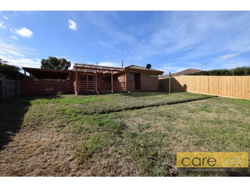 51 Lesley Drive, Hampton Park VIC 3976