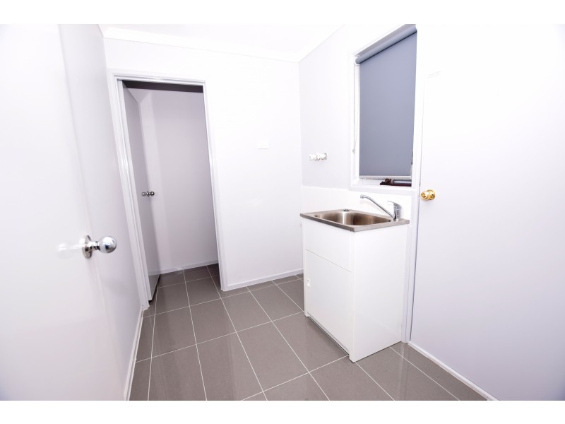 53 Meredith Crescent, Hampton Park VIC 3976