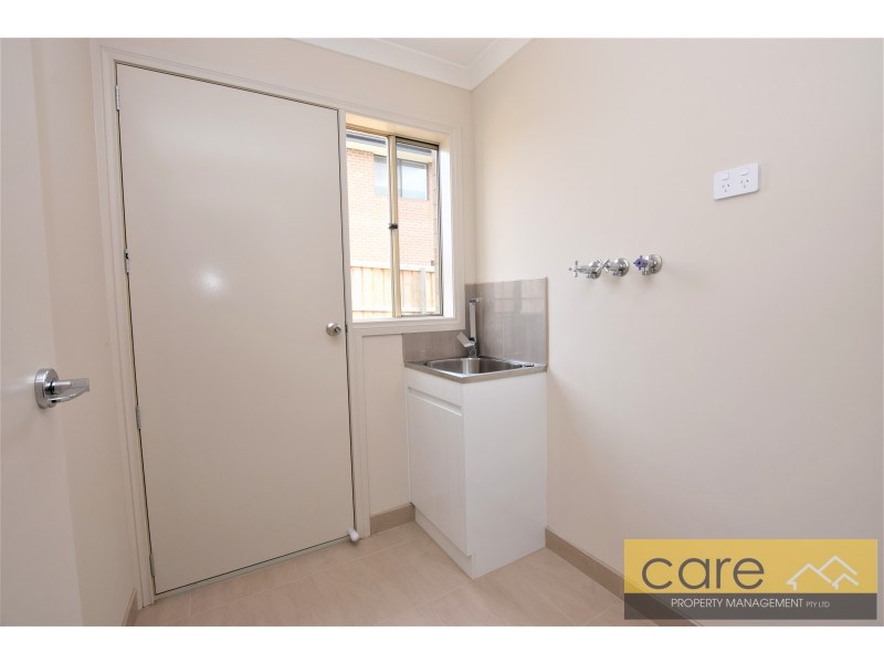 84 COCHIN DRIVE, Clyde North VIC 3978