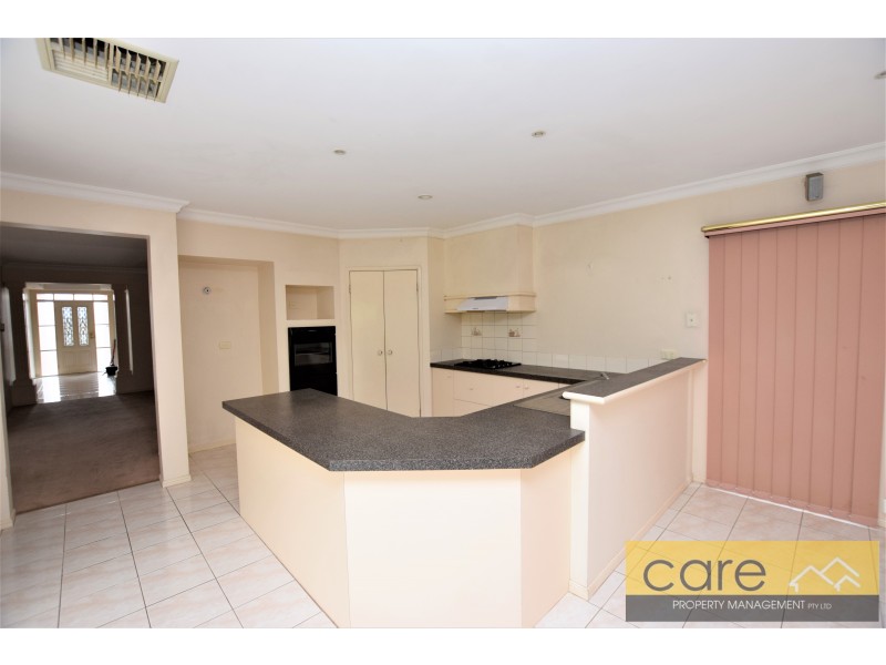 7 KAURI COURT, Hampton Park VIC 3976