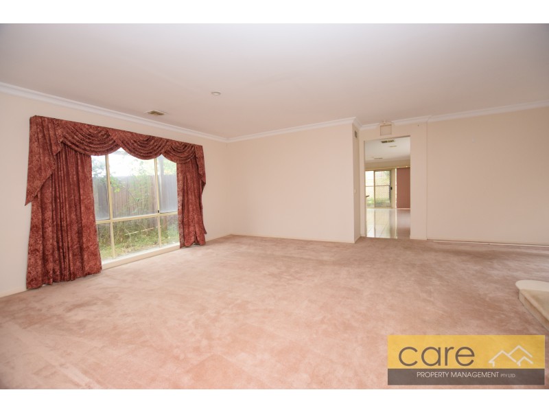 7 KAURI COURT, Hampton Park VIC 3976