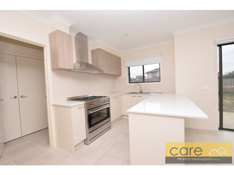 40 HIGHMOUNT DRIVE, Hampton Park VIC 3976