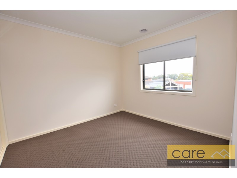 40 HIGHMOUNT DRIVE, Hampton Park VIC 3976