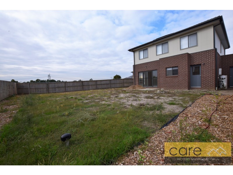 40 HIGHMOUNT DRIVE, Hampton Park VIC 3976