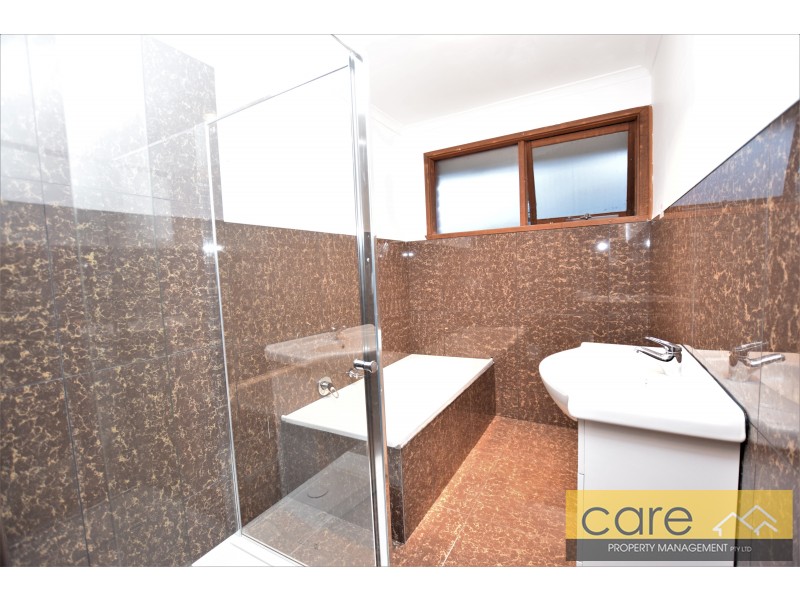 1/127 Fordholm Road, Hampton Park VIC 3976