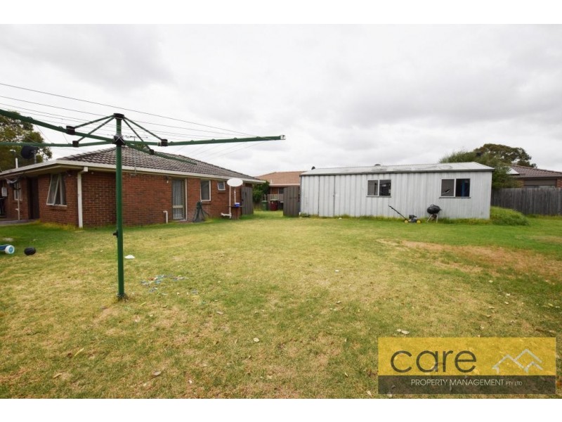 28 Beckington Crescent, Hampton Park VIC 3976