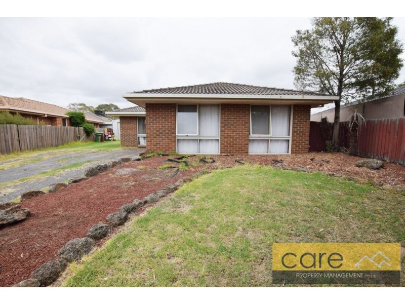 28 Beckington Crescent, Hampton Park VIC 3976