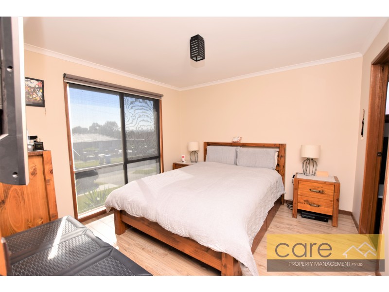 8 Kylie Court, Hampton Park VIC 3976