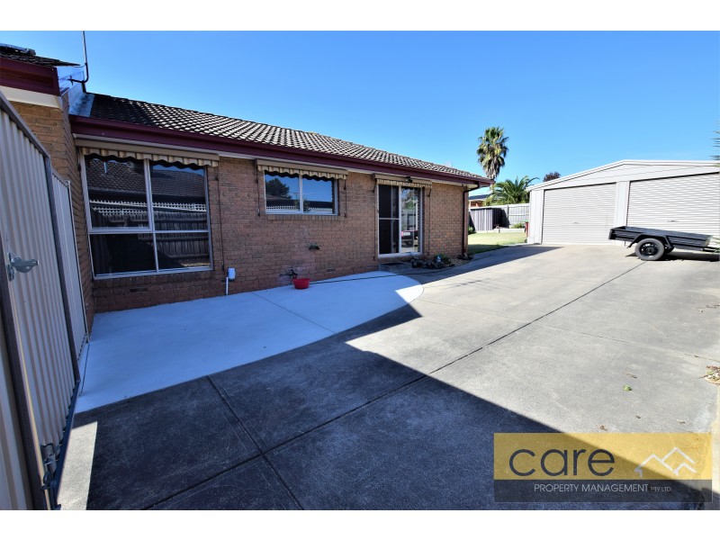 8 Kylie Court, Hampton Park VIC 3976