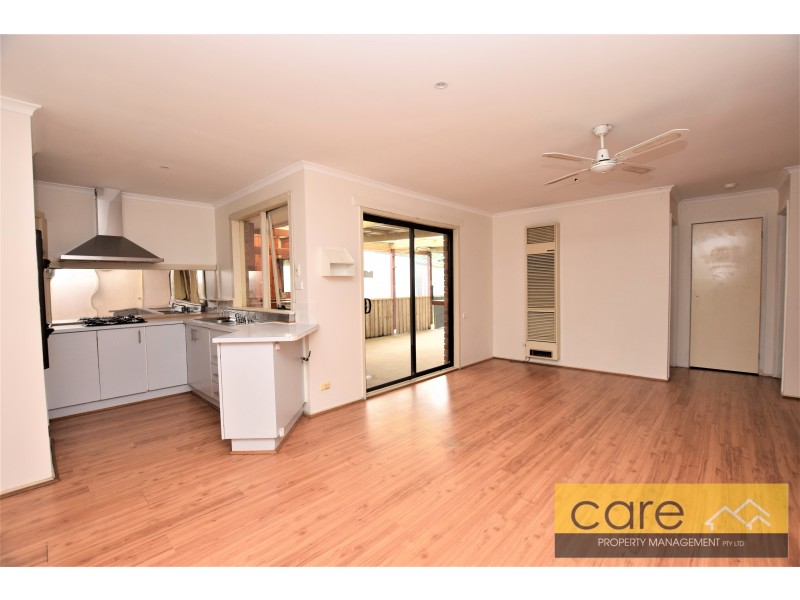 4 FULHAM CLOSE, Hampton Park VIC 3976