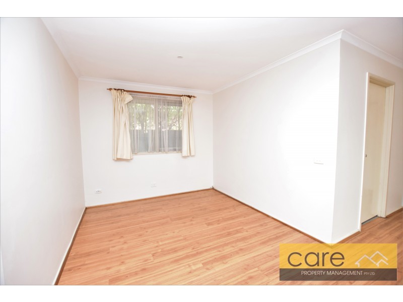 4 FULHAM CLOSE, Hampton Park VIC 3976