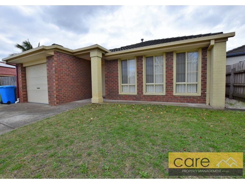 8 The Glade, Hampton Park VIC 3976