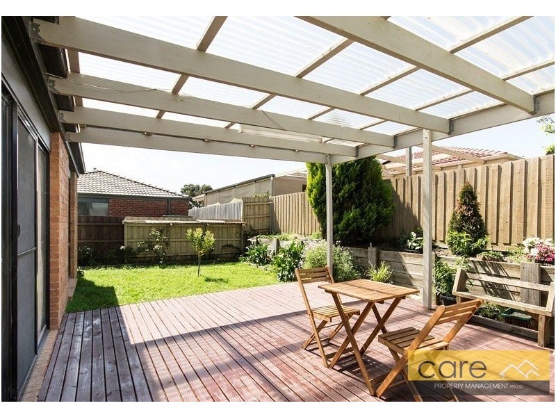 2 Nirringa Drive, Hampton Park VIC 3976