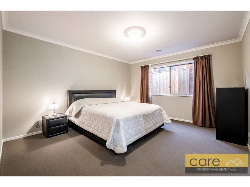 20 CORINDA STREET, Clyde North VIC 3978