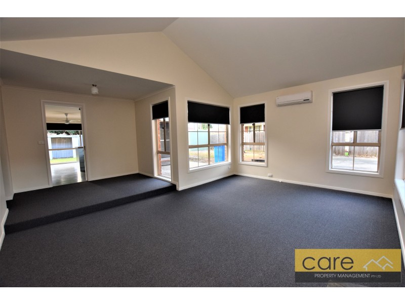 19 Todd Court, Cranbourne West VIC 3977