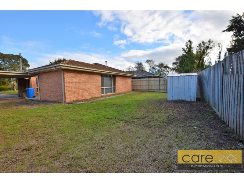 19 Todd Court, Cranbourne West VIC 3977