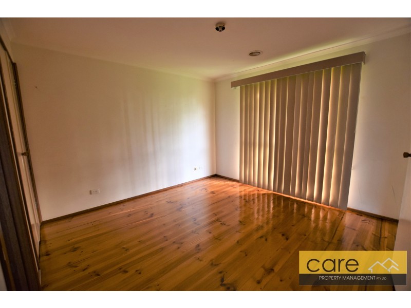 5 Owens Court, Hampton Park VIC 3976