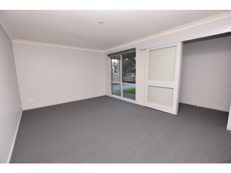 53 Meredith Crescent, Hampton Park VIC 3976