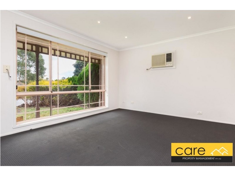 7 Souhail Court, Berwick VIC 3806