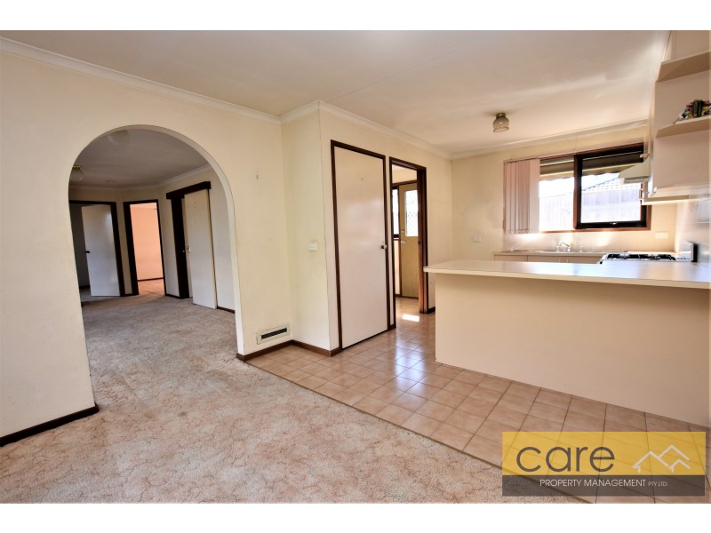 2/137 Fordholm Road, Hampton Park VIC 3976