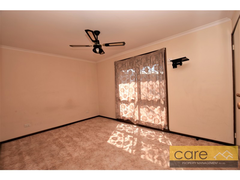 2/137 Fordholm Road, Hampton Park VIC 3976